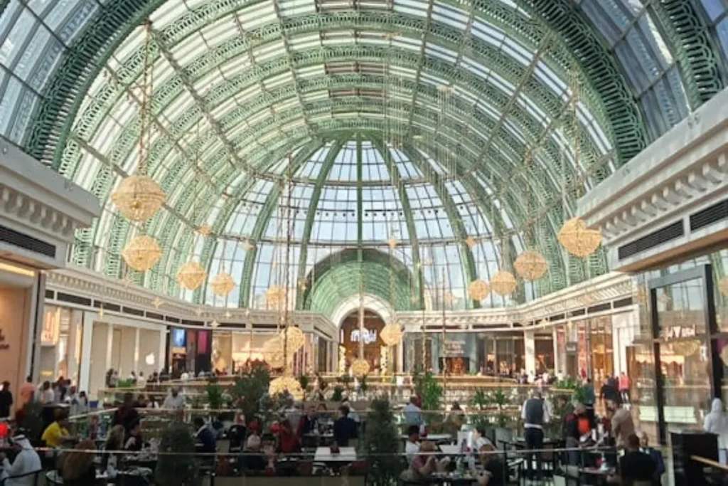 Dubai Shopping Mall Inside view