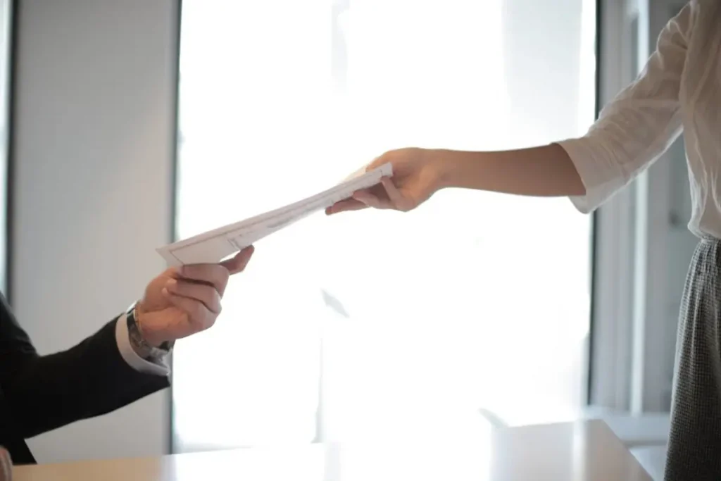 Job searching for fresher in Dubai