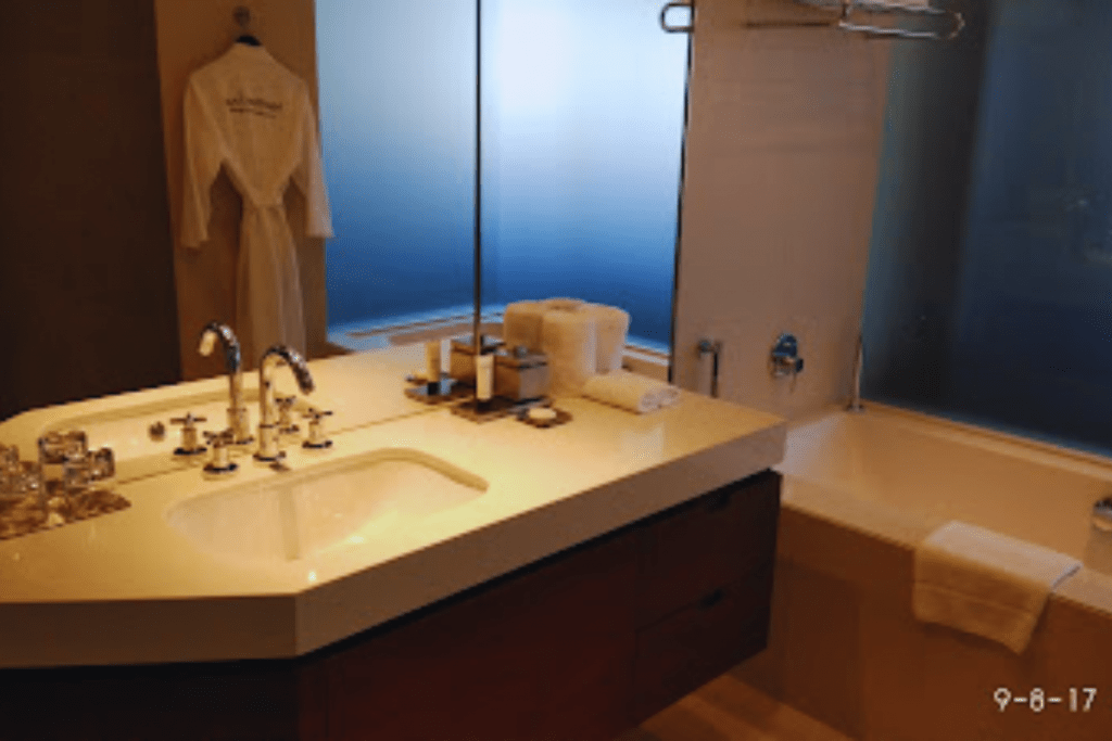 Manzil Downtown by Vida Dubai Mall Hotels